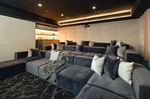 565 Toyopa Dr, Pacific Palisades, CA 90272 - Photo 47