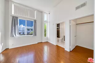 525 S Berendo St, Los Angeles, CA 90020 - Photo 11