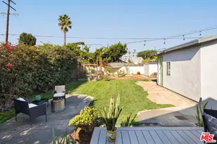 341 E 64th St, Los Angeles, CA 90003 - Photo 17