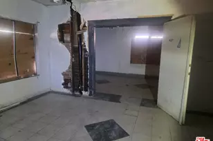 427 S Gramercy Pl, Los Angeles, CA 90020 - Photo 15