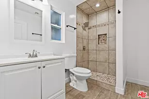 10823 Cantara St, Los Angeles, CA 91352 - Photo 47