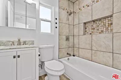 10823 Cantara St, Los Angeles, CA 91352 - Photo 55