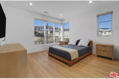 11862 N Hillsborough Ln, Porter Ranch, CA 91326 - Photo 37