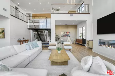 11862 N Hillsborough Ln, Porter Ranch, CA 91326 - Photo 15