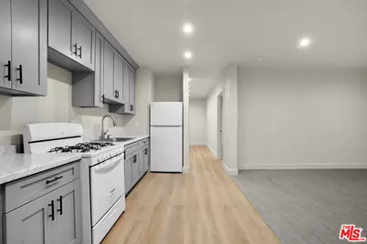 373 Loftyhill Dr, Malibu, CA 90265 - Photo 29