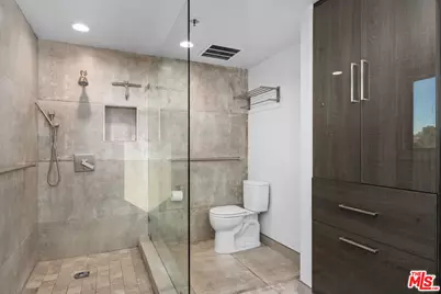 10660 Wilshire Blvd #804, Los Angeles, CA 90024 - Photo 29