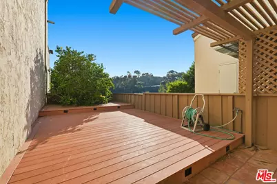 23926 De Ville Way #B, Malibu, CA 90265 - Photo 29