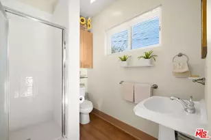 2557 Roscomare Rd, Los Angeles, CA 90077 - Photo 13