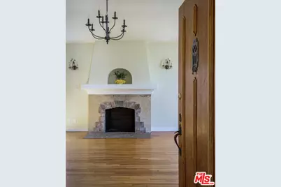 1122 S Hayworth Ave, Los Angeles, CA 90035 - Photo 11