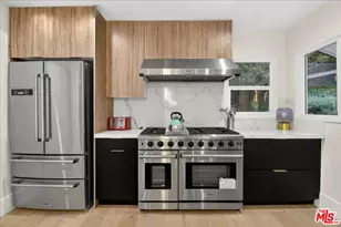 15440 Hamner Dr, Los Angeles, CA 90077 - Photo 19