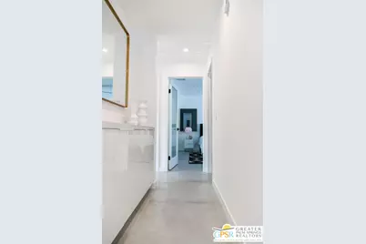 2080 N San Gorgonio Rd, Palm Springs, CA 92262 - Photo 11