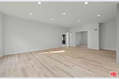 1250 S Windsor Blvd, Los Angeles, CA 90019 - Photo 5