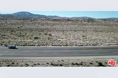 6298 Pearblossom Hwy, Palmdale, CA 93543 - Photo 3