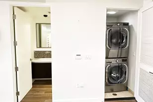 441 S Barrington Ave, Los Angeles, CA 90049 - Photo 15