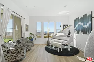 21230 W Wildflower Way, Chatsworth, CA 91311 - Photo 19