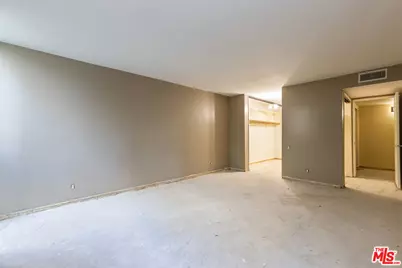 848 N Kings Rd #208, West Hollywood, CA 90069 - Photo 13