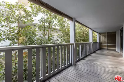 848 N Kings Rd #208, West Hollywood, CA 90069 - Photo 3