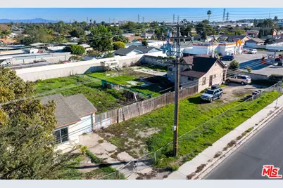 1230 S Wilmington Ave, Compton, CA 90220 - Photo 43