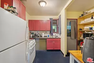 3226 Barham Blvd, Los Angeles, CA 90068 - Photo 11