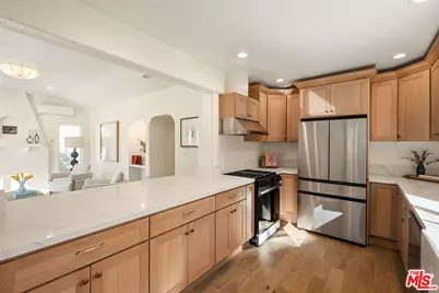 4045 Brunswick Ave, Los Angeles, CA 90039 - Photo 13