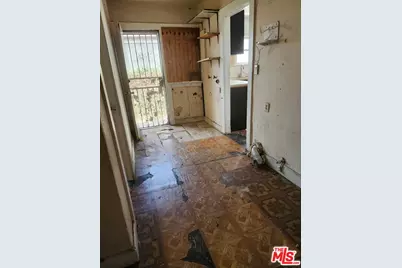 5747 3rd Ave, Los Angeles, CA 90043 - Photo 11