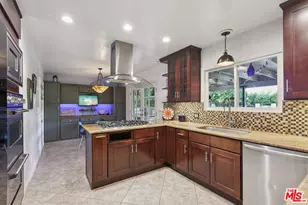 4511 Jubilo Dr, Tarzana, CA 91356 - Photo 9