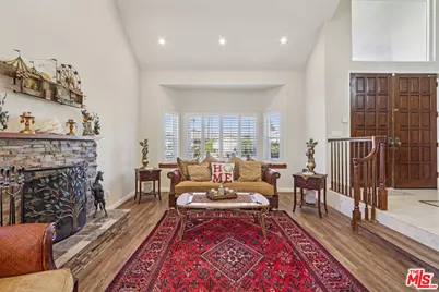 2136 McCrea Rd, Thousand Oaks, CA 91362 - Photo 17