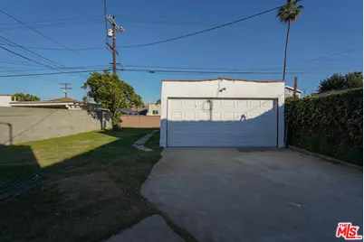 7806 S Denker Ave, Los Angeles, CA 90047 - Photo 43