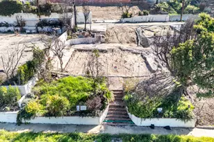 588 Radcliffe Ave, Pacific Palisades, CA 90272 - Photo 1