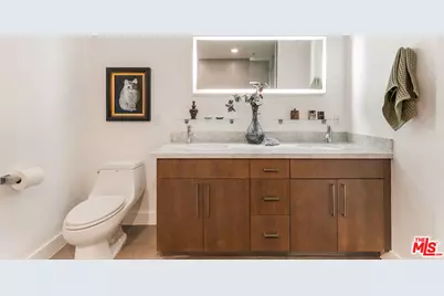 6001 Carlton Way #105, Los Angeles, CA 90028 - Photo 23