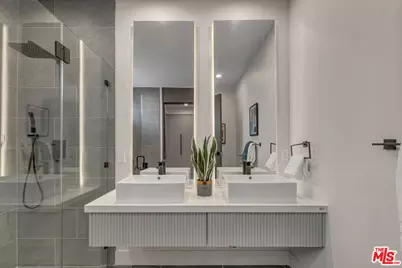 125 Plymouth St, Inglewood, CA 90302 - Photo 19