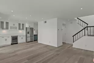 10500 Sunland Blvd, Sunland, CA 91040 - Photo 9
