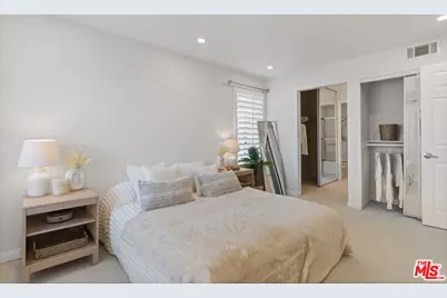 5545 Canoga Ave #206, Woodland Hills, CA 91367 - Photo 11