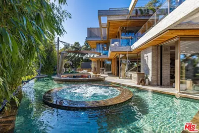 607 Siena Way, Los Angeles, CA 90077 - Photo 23