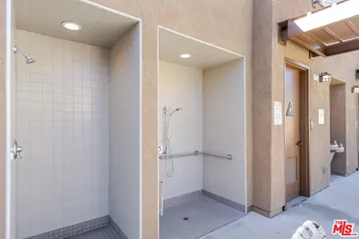 12807 N Watt Ln #D, Sylmar, CA 91342 - Photo 29