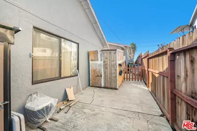2440 Wabash Ave, Los Angeles, CA 90033 - Photo 23