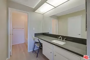 12400 Montecito Rd, Seal Beach, CA 90740 - Photo 23