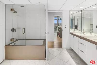 13700 Marina Pointe Dr #1620, Marina del Rey, CA 90292 - Photo 33