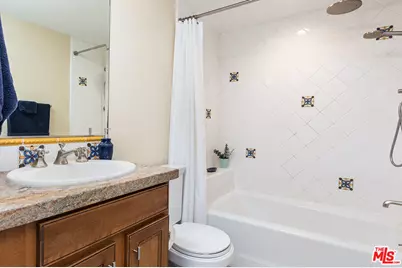 5753 White Oak Ave #7, Encino, CA 91316 - Photo 35