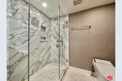 999 N Doheny Dr #1005, West Hollywood, CA 90069 - Photo 7