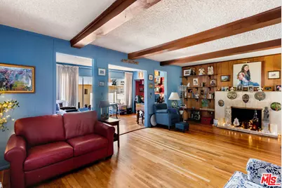 6610 Padre Ter, Los Angeles, CA 90068 - Photo 3