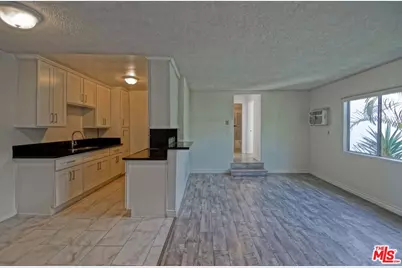 3555 San Marino St, Los Angeles, CA 90019 - Photo 11