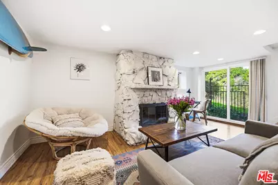 19511 Sunken Trl, Topanga, CA 90290 - Photo 29