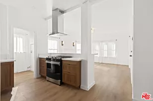 8018 S New Hampshire Ave, Los Angeles, CA 90044 - Photo 19