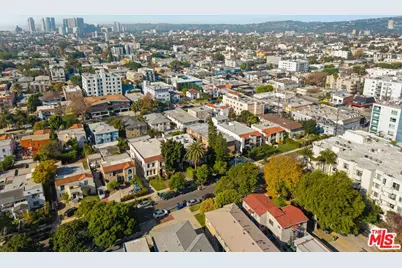 1431 S Holt Ave, Los Angeles, CA 90035 - Photo 7