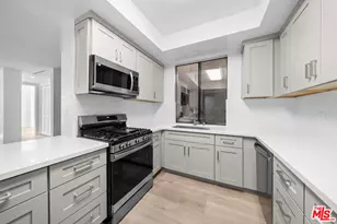 235 S Tower Dr, Beverly Hills, CA 90211 - Photo 17