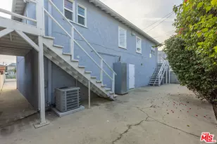 811 E Nutwood St, Inglewood, CA 90301 - Photo 5