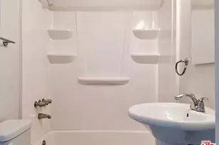 834 Laguna Ave, Los Angeles, CA 90026 - Photo 33