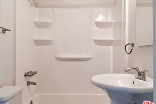 834 Laguna Ave, Los Angeles, CA 90026 - Photo 21