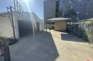 1025 S Kenmore Ave, Los Angeles, CA 90006 - Photo 5